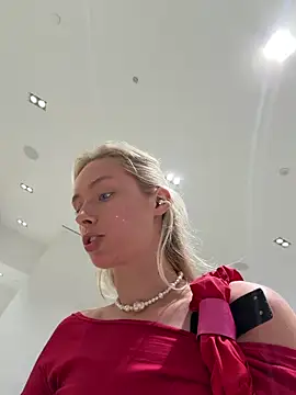 SunnyShiney online show from 04-01-26, 01:34