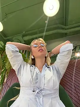 SunnyShiney online show from 06-05-26, 03:40