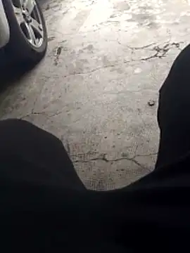 Snapshot of Mar81 chatting on 02-04-26, 12:22 Mar81 online show from 02-04-26, 12:22