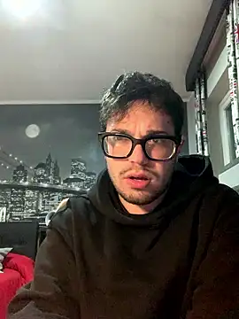 Snapshot of sognatore99 chatting on 01-10-26, 04:53 sognatore99 online show from 01-10-26, 04:53