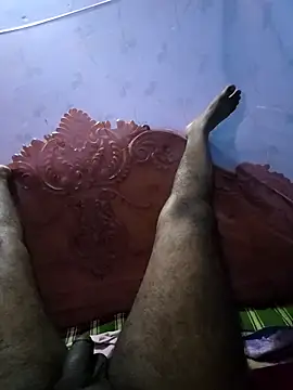 Snapshot of HotBoy_1274 chatting on 12-21-25, 06:15 HotBoy 1274 online show from 12-21-25, 06:15