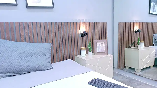 Mia Bellefort online show from 03-09-26, 08:24