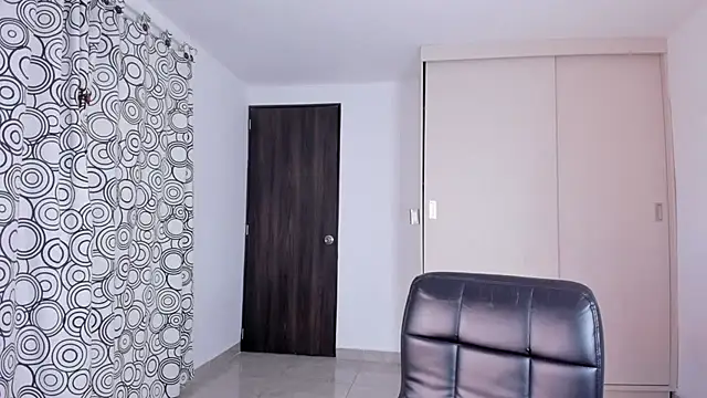 Snapshot of BabyMiaa_ chatting on 02-25-26, 11:25 BabyMiaa online show from 02-25-26, 11:25