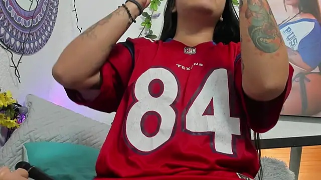 Hanna moore10 online show from 02-21-26, 06:53