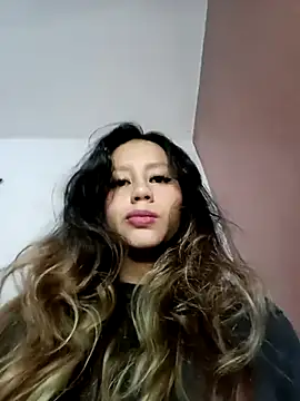 Annalia69 online show from 06-06-26, 03:11