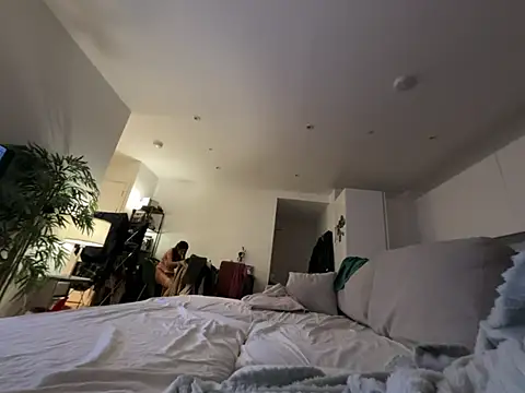 Snapshot of ap_couple12 chatting on 02-21-26, 03:29 ap couple12 online show from 02-21-26, 03:29