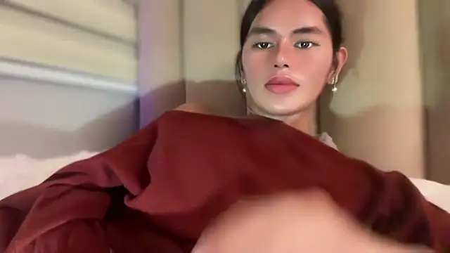 Snapshot of Annedee_ chatting on 12-14-25, 01:49 Annedee online show from 12-14-25, 01:49