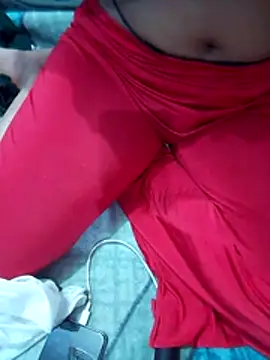 Snapshot of diya_r chatting on 02-16-26, 04:30 diya r online show from 02-16-26, 04:30