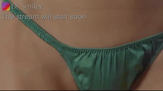 Snapshot of di_smileyone chatting on 06-09-26, 12:22 di smileyone online show from 06-09-26, 12:22