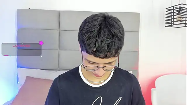 JoshClaarktt online show from 03-29-26, 04:12