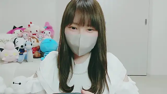 yuyuchan   online show from 04-08-26, 11:10