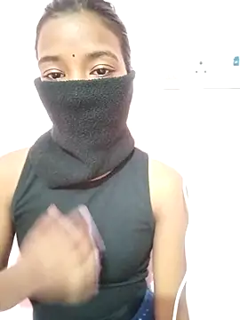 Snapshot of Shivani66 chatting on 12-14-25, 03:39 Shivani66 online show from 12-14-25, 03:39