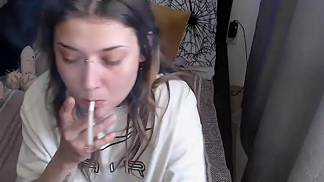 AlienforTwenty online show from 04-27-26, 09:29