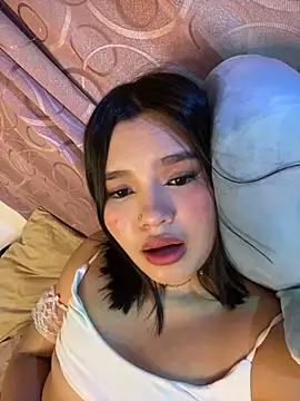 karii   online show from 12-17-25, 11:55