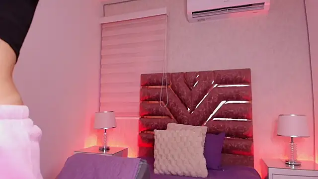 sofia go  online show from 07-19-26, 11:58