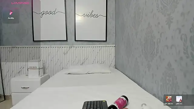 goodgirl22   online show from 07-21-26, 11:29