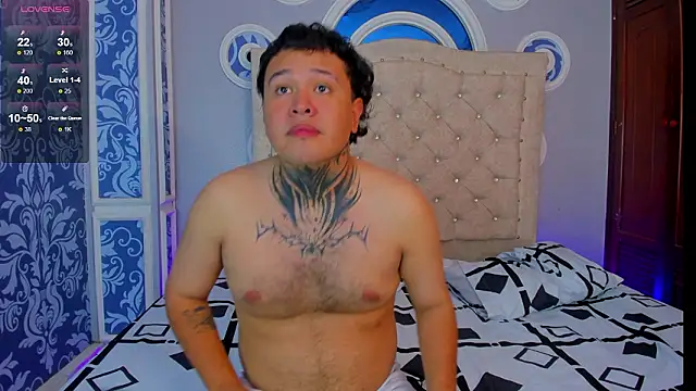 Snapshot of Beele_and_Evie chatting on 02-24-26, 07:34 Beele and Evie online show from 02-24-26, 07:34