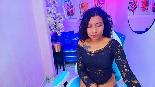 Nina willyams online show from 12-14-25, 03:34