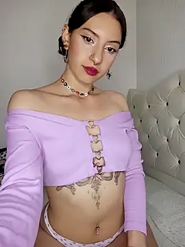 Snapshot of Lia_whitexxx chatting on 12-15-25, 11:20 Lia whitexxx online show from 12-15-25, 11:20