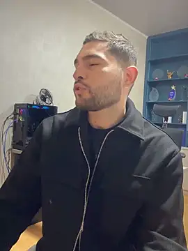 Snapshot of Steve-Carter chatting on 12-19-25, 11:39 Steve-Carter online show from 12-19-25, 11:39