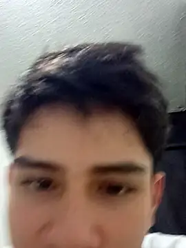 Snapshot of Sink198 chatting on 12-14-25, 03:12 Sink198 online show from 12-14-25, 03:12