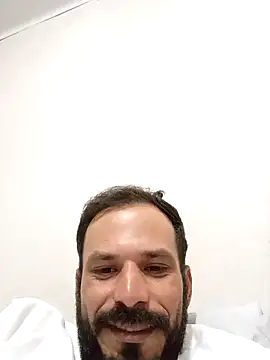 Dionaatanm online show from 12-15-25, 03:22