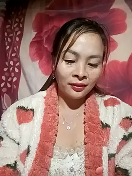 Snapshot of Mayly-s chatting on 12-18-25, 12:55 Mayly-s online show from 12-18-25, 12:55