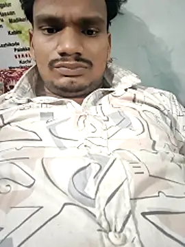 Snapshot of Hot-priyanka99 chatting on 12-14-25, 07:07 Hot-priyanka99 online show from 12-14-25, 07:07