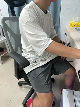 Snapshot of jason5858 chatting on 12-20-25, 07:37 jason5858 online show from 12-20-25, 07:37