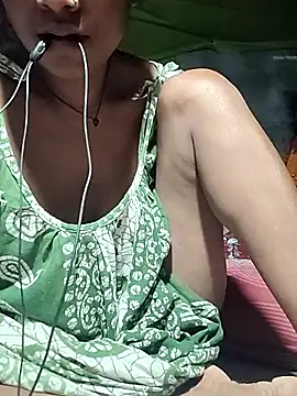 Snapshot of Sweet-rumi chatting on 06-01-26, 03:47 Sweet-rumi online show from 06-01-26, 03:47