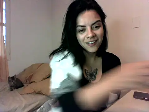Snapshot of luluclark69 chatting on 05-16-26, 07:56 luluclark69 online show from 05-16-26, 07:56