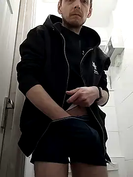 CrookedBunk3527 online show from 04-07-26, 04:13