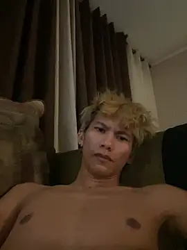 jhaycobXgarcia online show from 04-07-26, 03:01