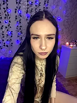 Show Lissa online show from 12-14-25, 04:45