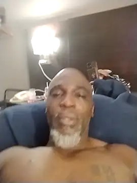 Snapshot of MRSTROKEIT7878 chatting on 12-13-25, 11:54 MRSTROKEIT7878 online show from 12-13-25, 11:54