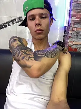 Danseuz online show from 12-16-25, 06:46