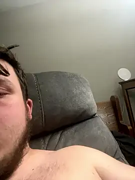 Snapshot of queefer68 chatting on 01-10-26, 11:09 queefer68 online show from 01-10-26, 11:09