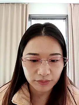 Snapshot of sookkm chatting on 12-15-25, 07:23 sookkm online show from 12-15-25, 07:23