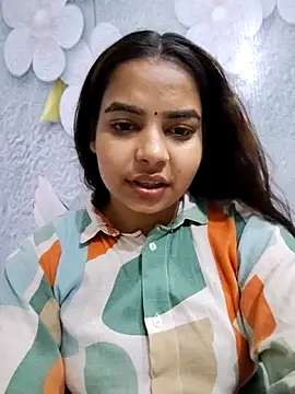 Himani 0122 online show from 06-17-26, 05:43