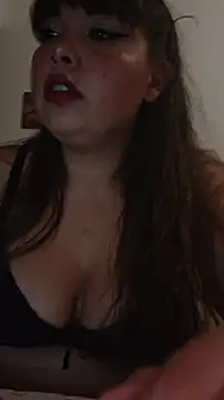 Snapshot of Florazaira2 chatting on 12-18-25, 08:15 Florazaira2 online show from 12-18-25, 08:15