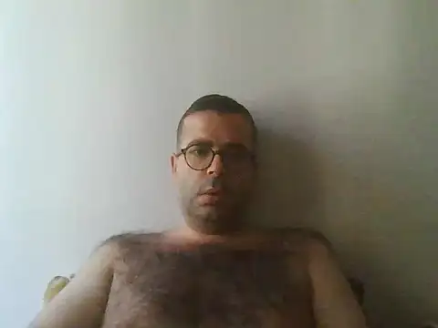 Snapshot of kkadam1 chatting on 07-09-26, 06:28 kkadam1 online show from 07-09-26, 06:28