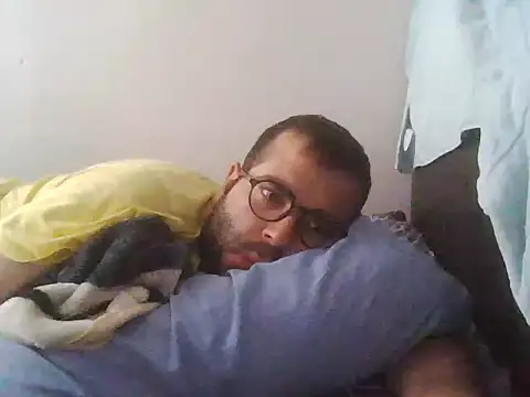 Snapshot of kkadam1 chatting on 07-28-26, 04:19 kkadam1 online show from 07-28-26, 04:19
