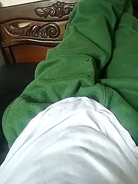 Snapshot of Jucas777 chatting on 12-17-25, 08:37 Jucas777 online show from 12-17-25, 08:37