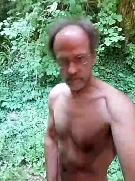 Snapshot of Quebec46 chatting on 06-19-26, 06:18 Quebec46 online show from 06-19-26, 06:18