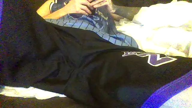 Snapshot of atreus69big chatting on 01-08-26, 07:38 atreus69big online show from 01-08-26, 07:38