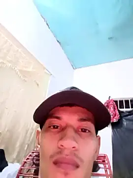 Snapshot of scarimobil chatting on 01-14-26, 02:17 scarimobil online show from 01-14-26, 02:17