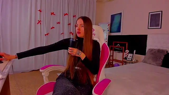 AdrianaCult online show from 01-17-26, 06:40