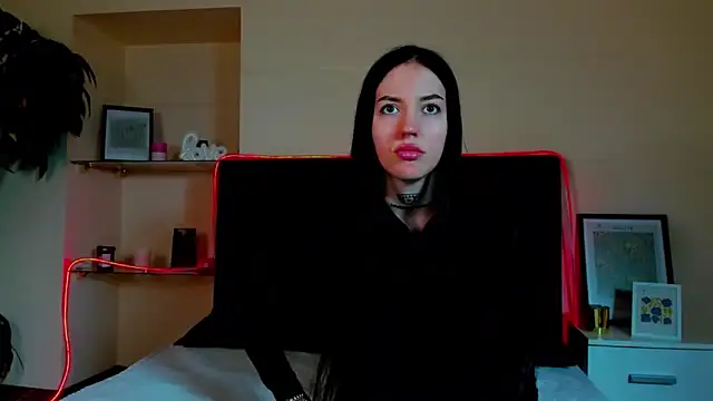 AdrianaCult online show from 02-13-26, 06:20