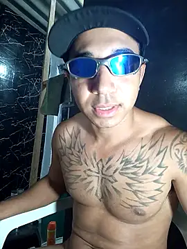 Snapshot of Felipe4848 chatting on 04-04-26, 11:46 Felipe4848 online show from 04-04-26, 11:46