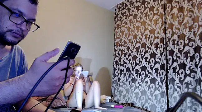 yunis32 online show from 01-30-25, 08:10